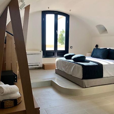 Candele Suites Fira  Exteriör bild